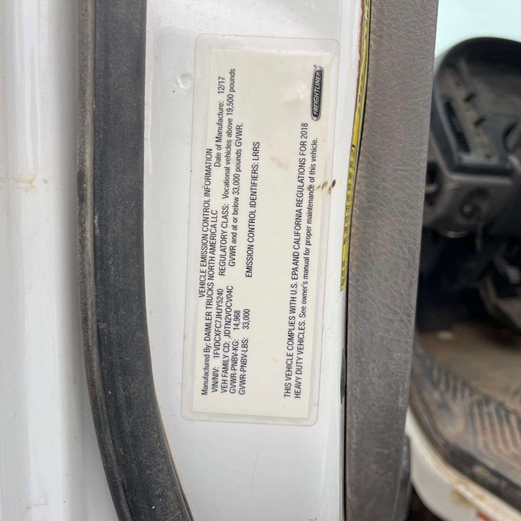 2018 FREIGHTLINER M2 106