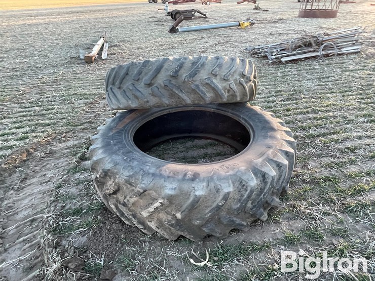 titan-18.4r42-tires-image-8