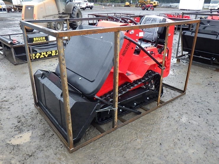 2025-agt-sda-140t-skid-steer-tracked-loader-image-1