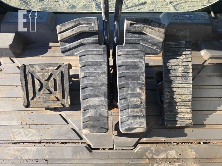 2023-xcmg-xe210u-image-14