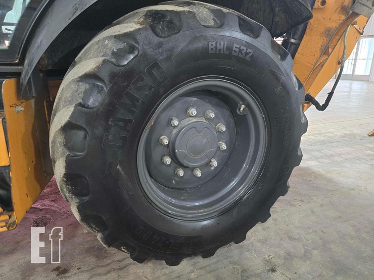 2013-case-580n-image-28