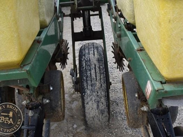 1984-john-deere-7000-image-30