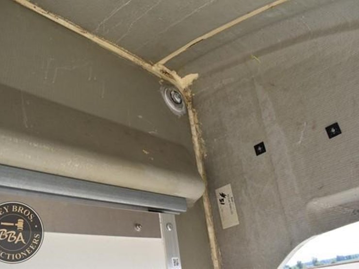 truck-bed-tpi-composites-18ft-delivery-body-38953-image-15