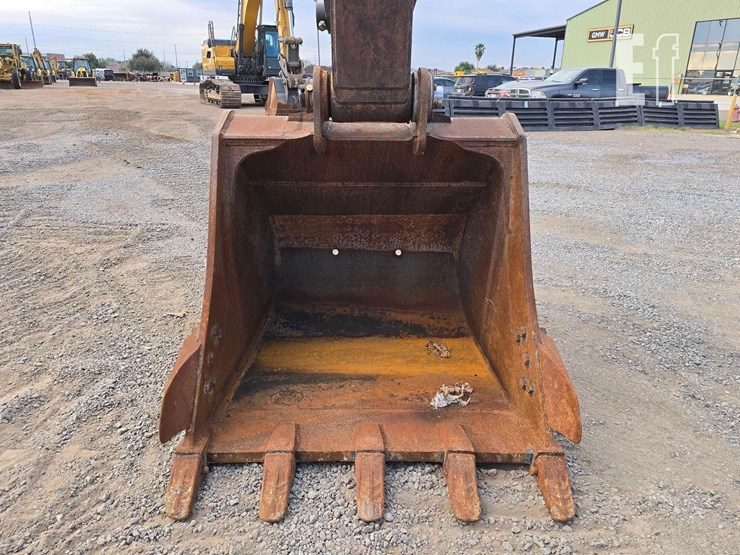 2022-xcmg-xe210u-image-11