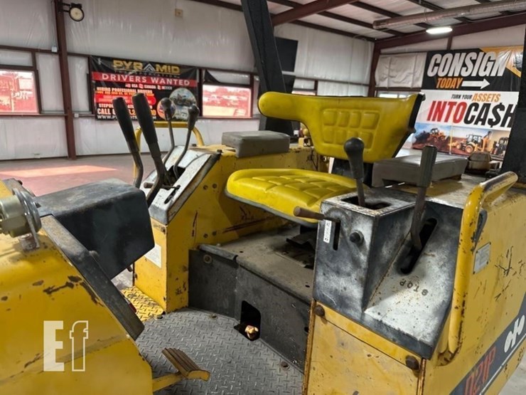 1989-komatsu-d21p-image-12