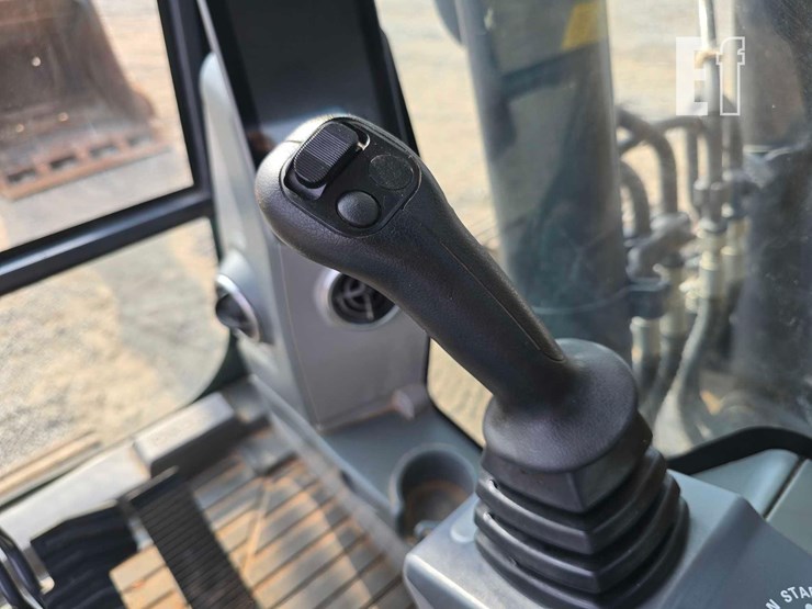 2023-xcmg-xe210u-image-17