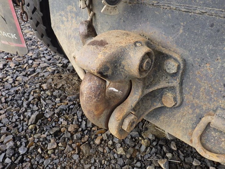 1990-peterbilt-379-image-9