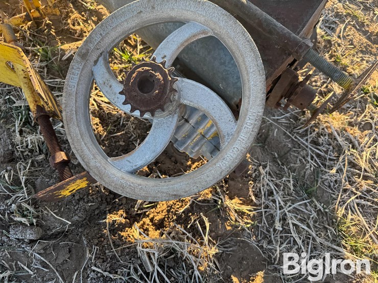 14'-bin-unloading-auger-image-12