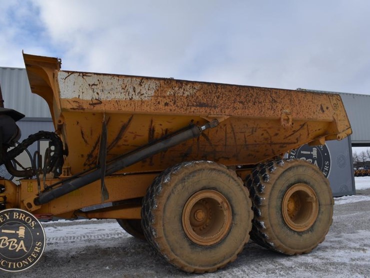 2011-volvo-a40f-image-5