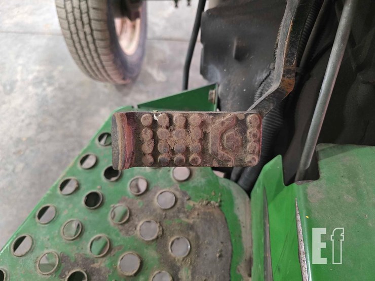 2000-john-deere-5210-image-20