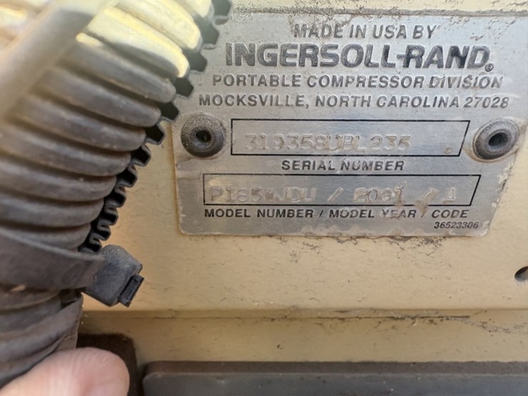 2001-ingersoll-rand-p185-image-9