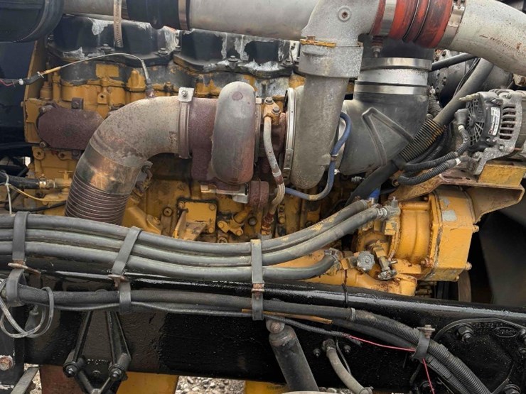 1998-peterbilt-379-image-26