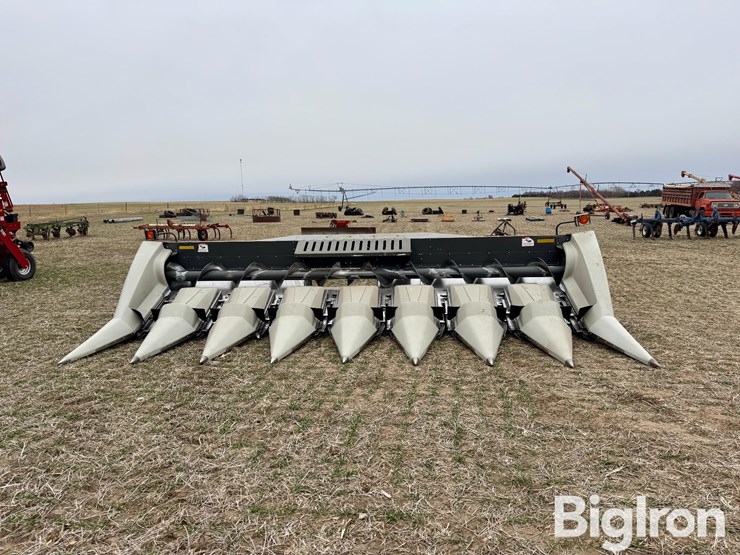 2013-agco-3000-image-2