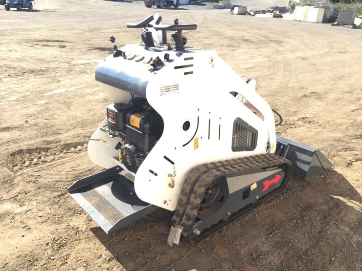 unused-2025-digswift-dss40-stand-on-compact-track-image-3