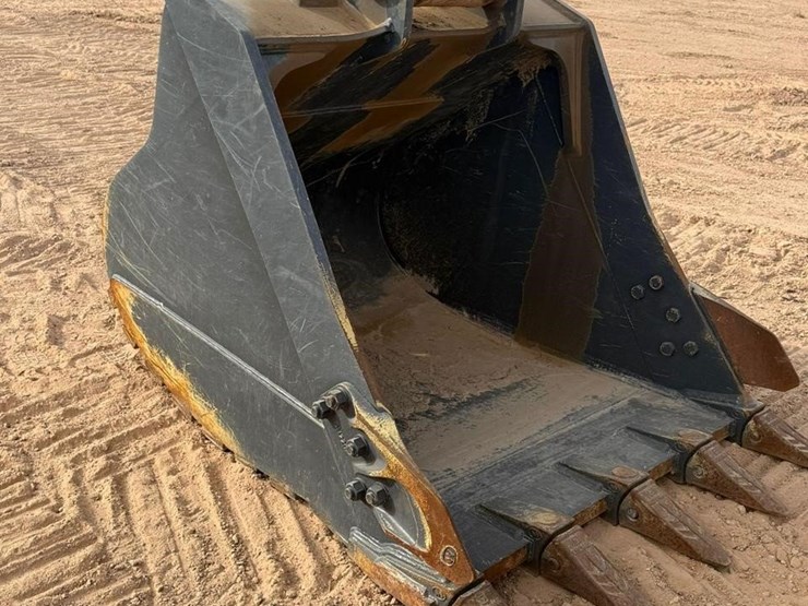 2022-xcmg-xe210u-image-12