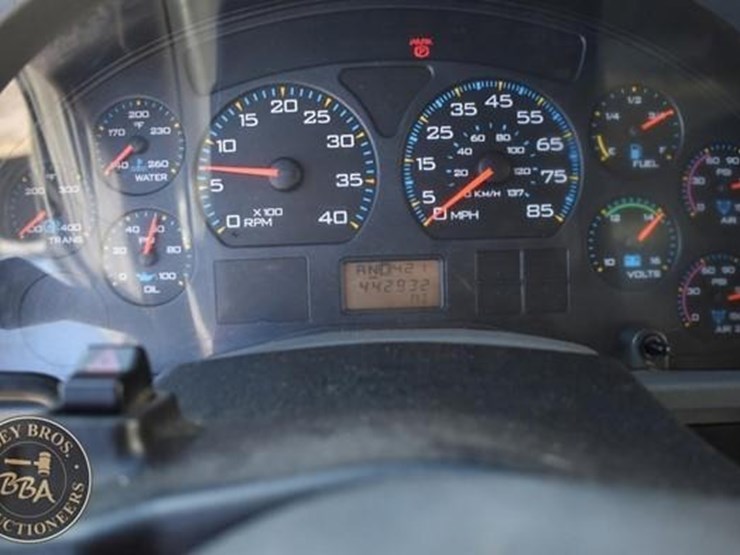 2007-international-durastar-4300-image-39