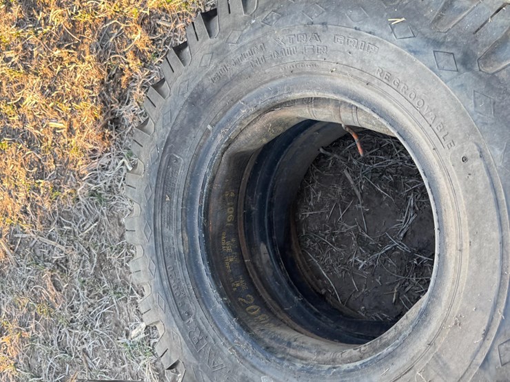 9.00-20-tires-image-20