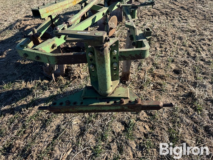 john-deere-5-image-8