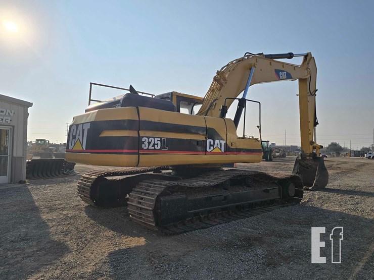 1995-caterpillar-325l-image-3