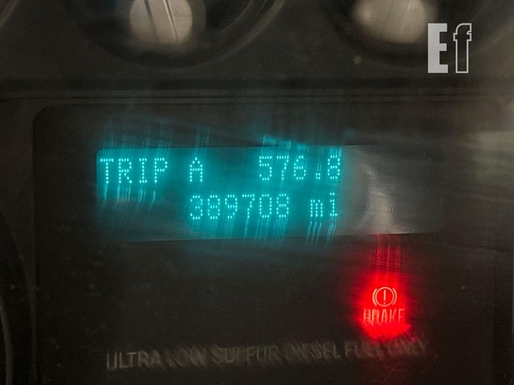 2015-ford-f750-image-27