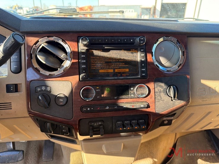 2009-ford-f350-image-21