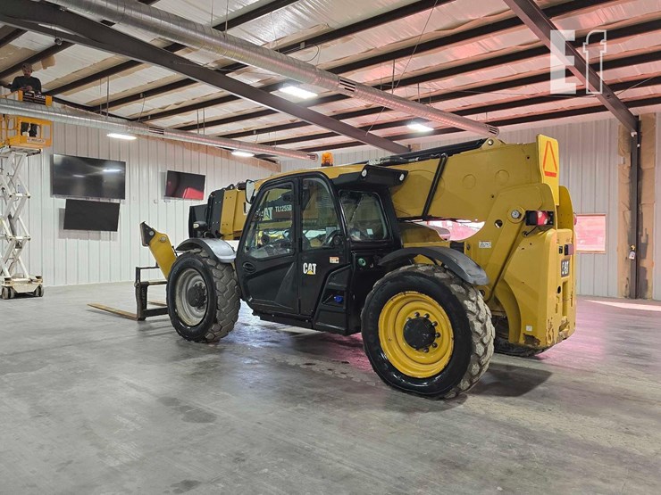 2018-caterpillar-tl1255d-image-4