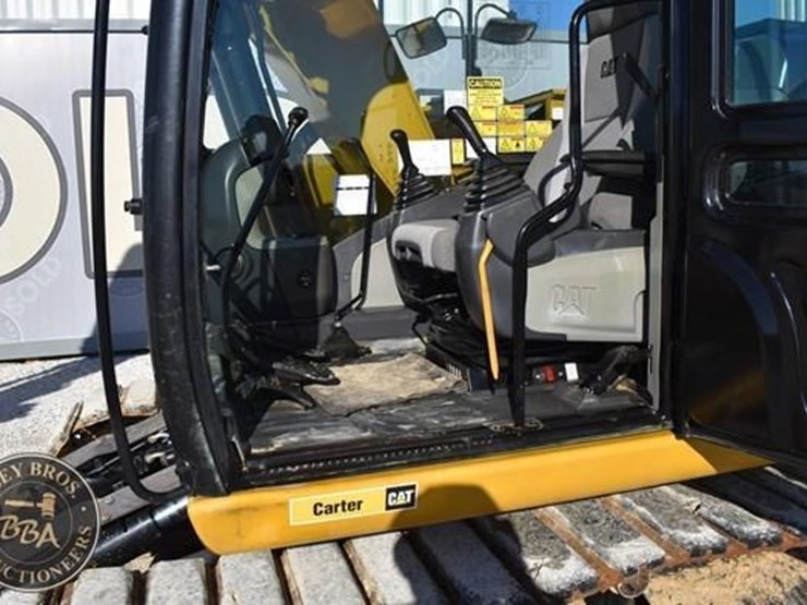 2018-caterpillar-311flrr-image-54