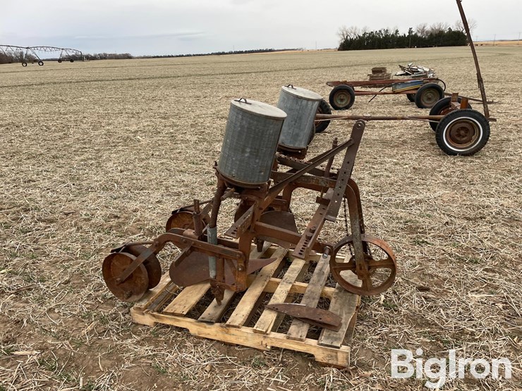 antique-planter-image-4