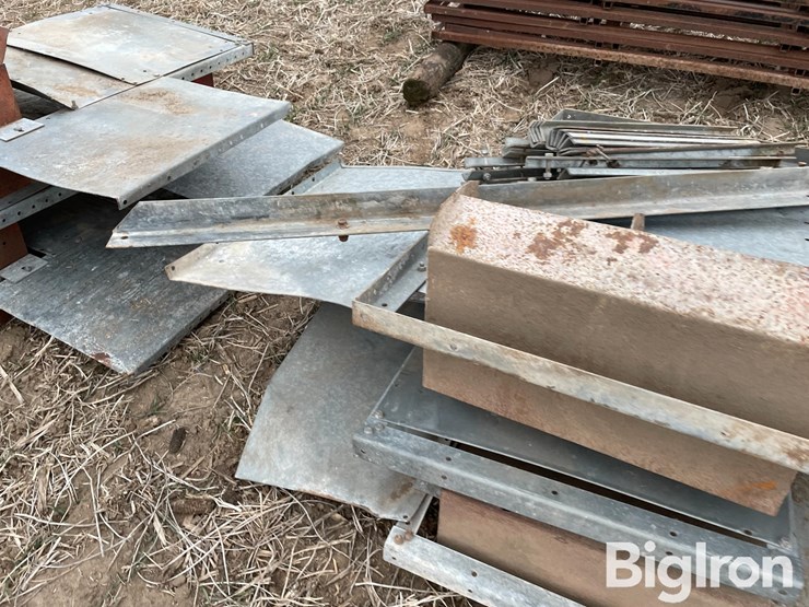 hog-farrow-crates-image-16