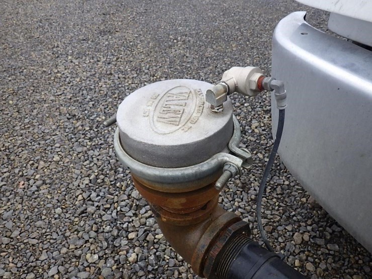 2015-ford-f750-image-12