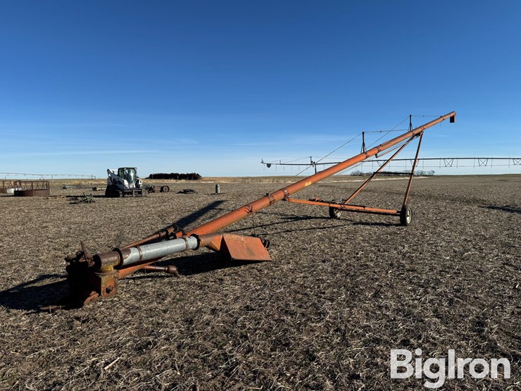 sudenga-8"x65'-auger-w/swing-out-hopper-image-1