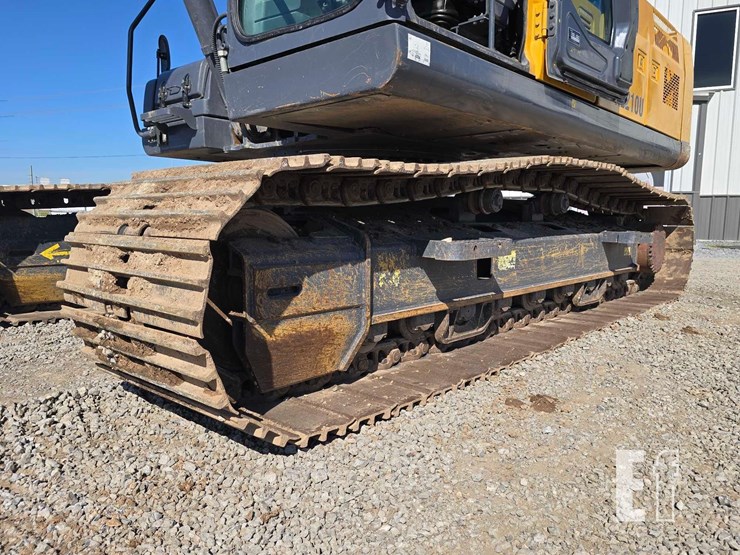 2022-xcmg-xe210u-image-23