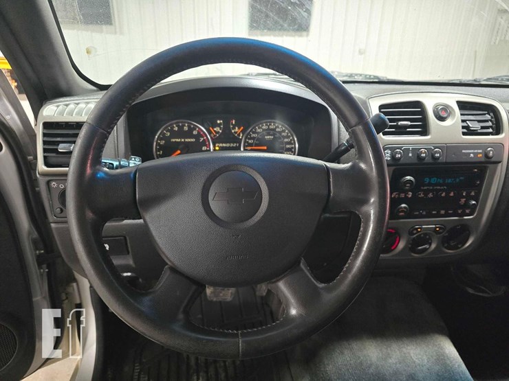 2012-chevrolet-colorado-image-11