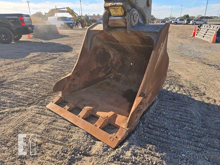 2023-xcmg-xe210u-image-9