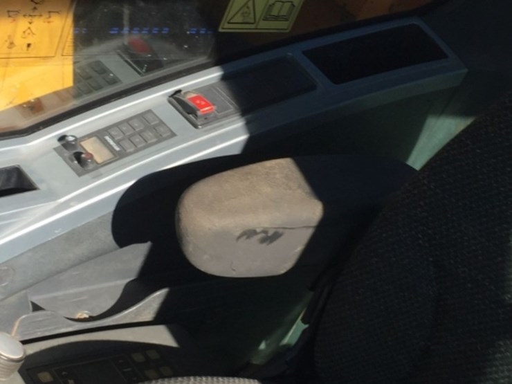 hyundai-hx145-lcr-image-8