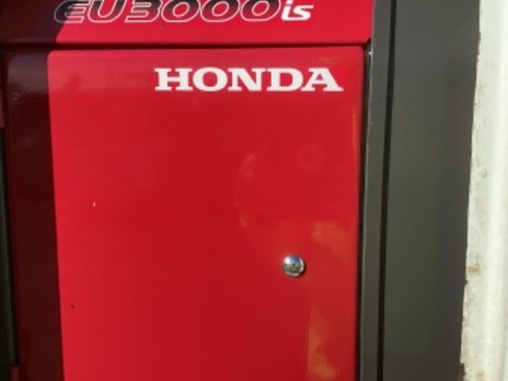 2014-ford-f550-image-10