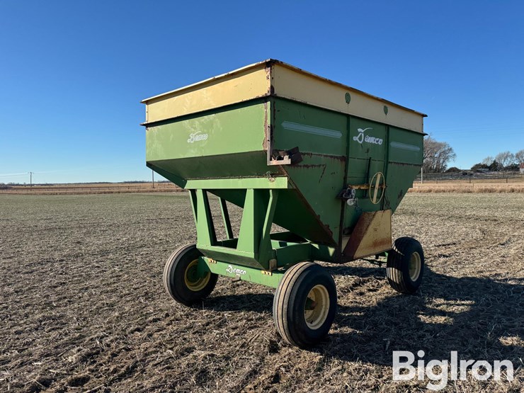 demco-gravity-wagon-image-5