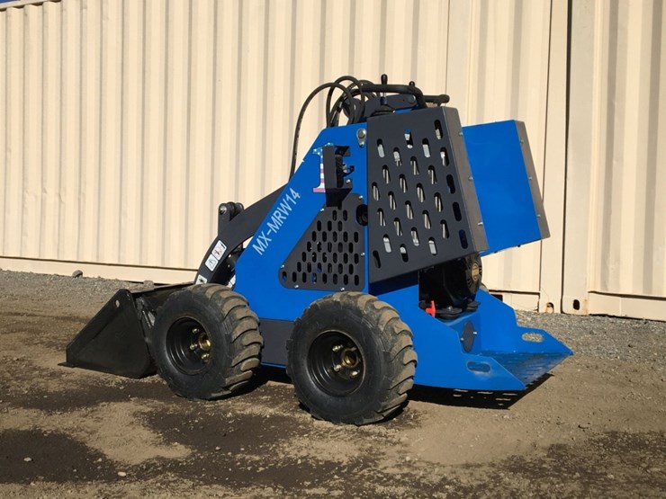 2025-agt-mx-mrw14-stand-on-compact-utility-loader,-image-4