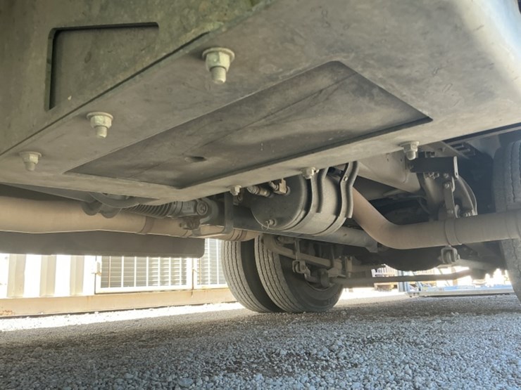 2018-freightliner-mt55-image-42