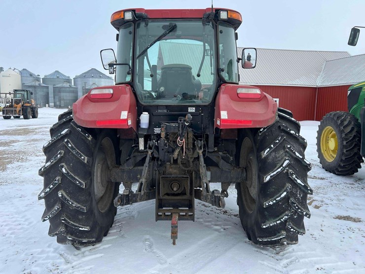 2014-case-farmall-115u-tractor-image-11