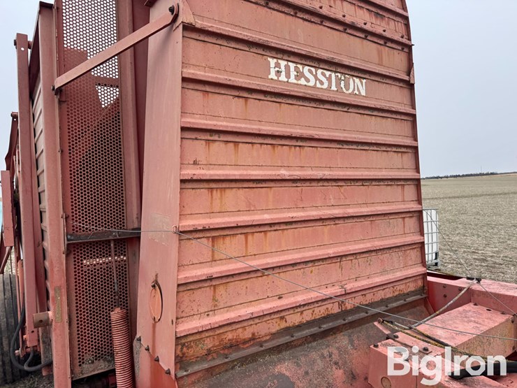 hesston-stack-hand-30a-stacker-image-11