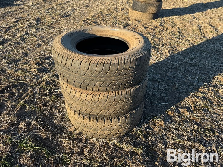 cooper-265/70r17-tires-image-8