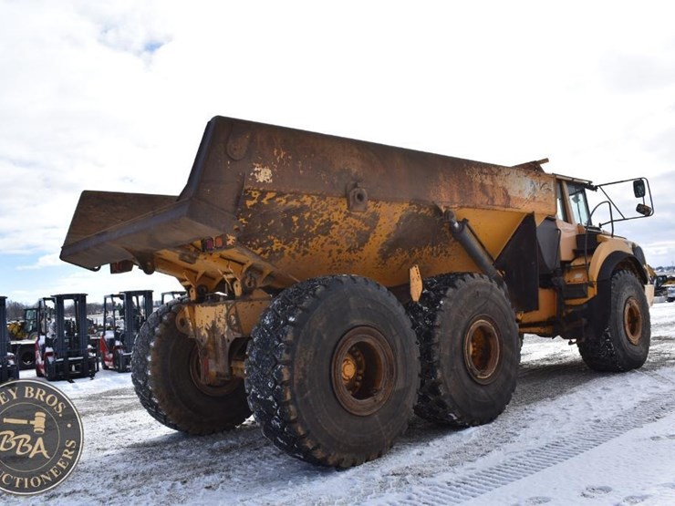 2012-volvo-a40f-image-8