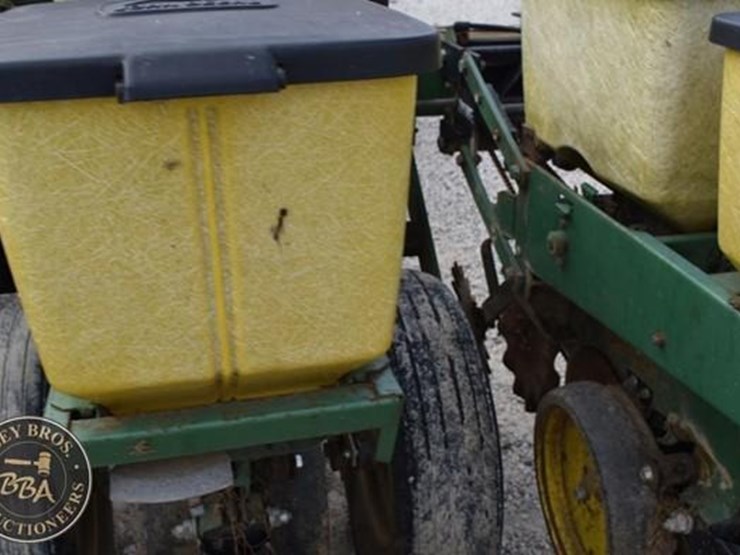 1984-john-deere-7000-image-29