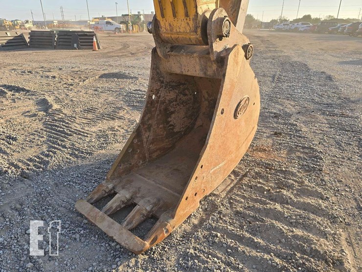 2022-xcmg-xe300u-image-9