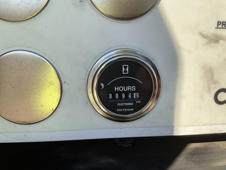 2018-crafco-ss250d-towable-crack-sealer-image-26