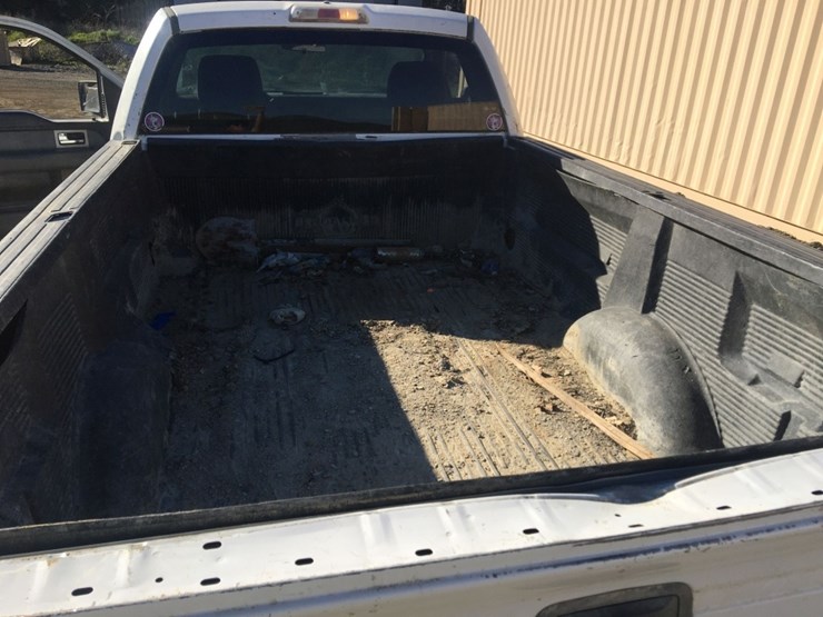 2011-ford-f150-xl-image-23