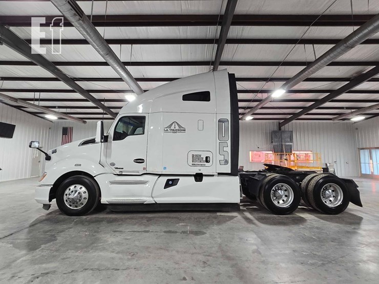 2019-kenworth-t680-image-5