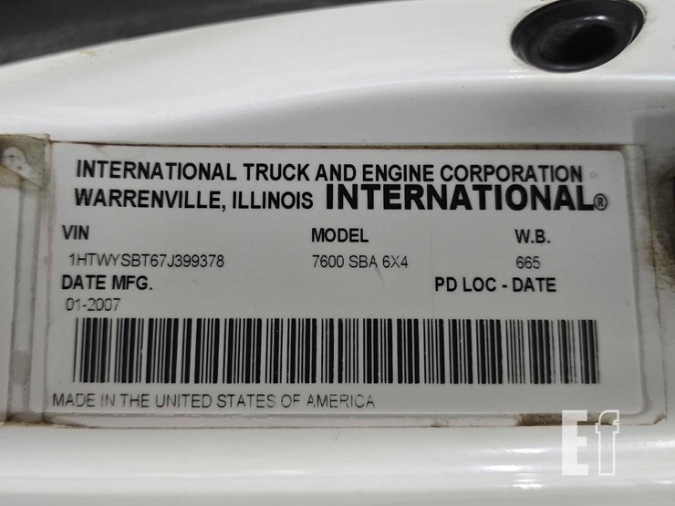 2007-international-7600-image-41
