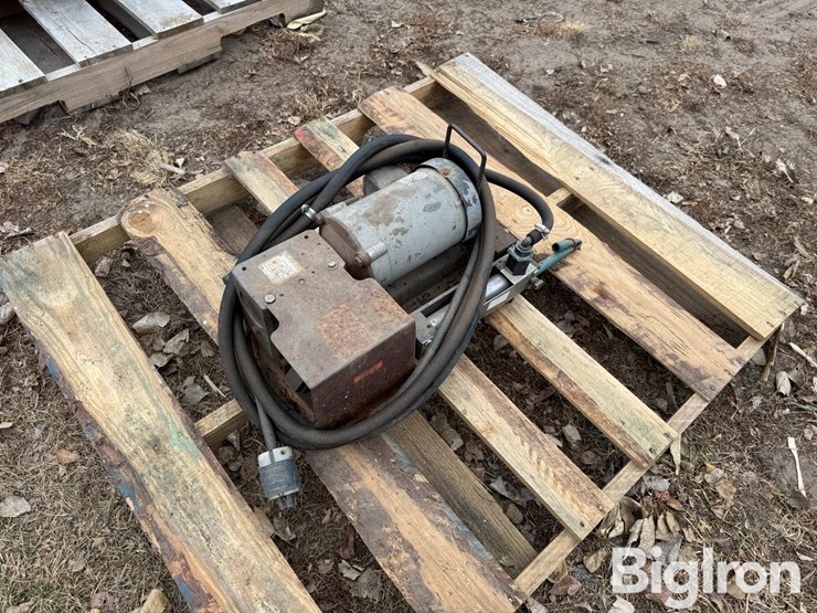 john-blue-chemigation-pump-image-5